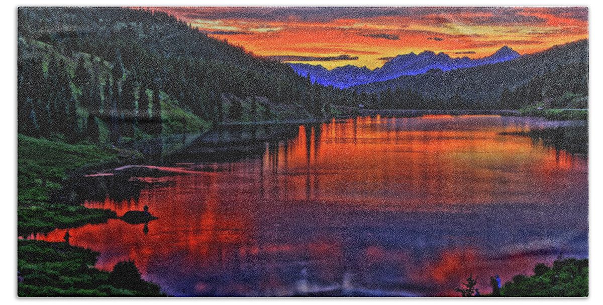 Colorado Bath Towel featuring the photograph Fiery Lake by Scott Mahon