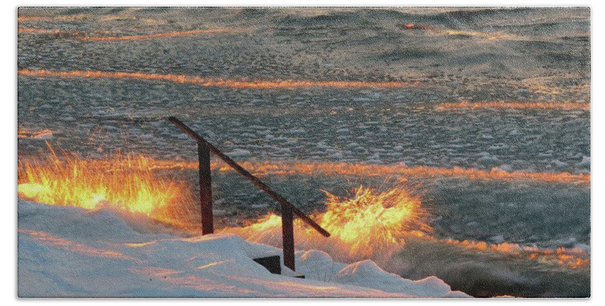 Thousand Islands Bath Towel featuring the photograph Fire and Ice by Dennis McCarthy