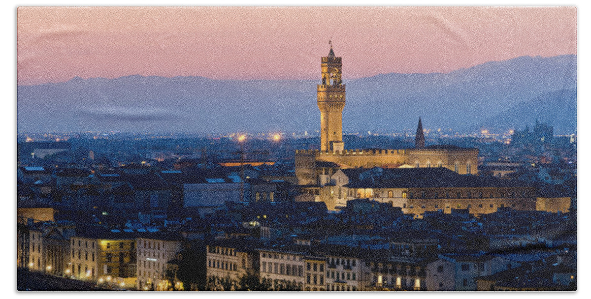 Tourist Bath Towel featuring the photograph Firenze at Sunset by Pablo Lopez