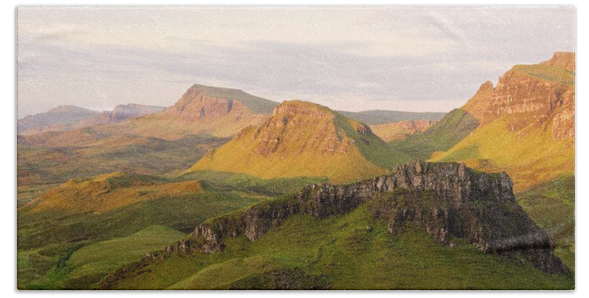 Isle Of Skye Bath Towel featuring the photograph First Light Trotternish Panorama by Stephen Taylor
