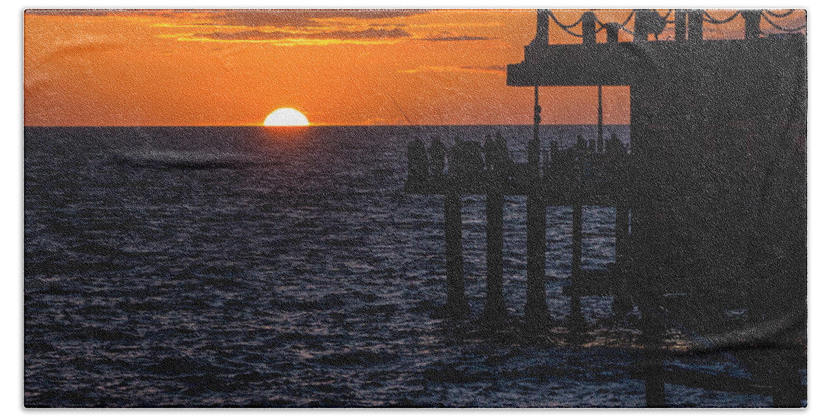 Pier Bath Towel featuring the photograph Fishing at Twilight by Ed Clark