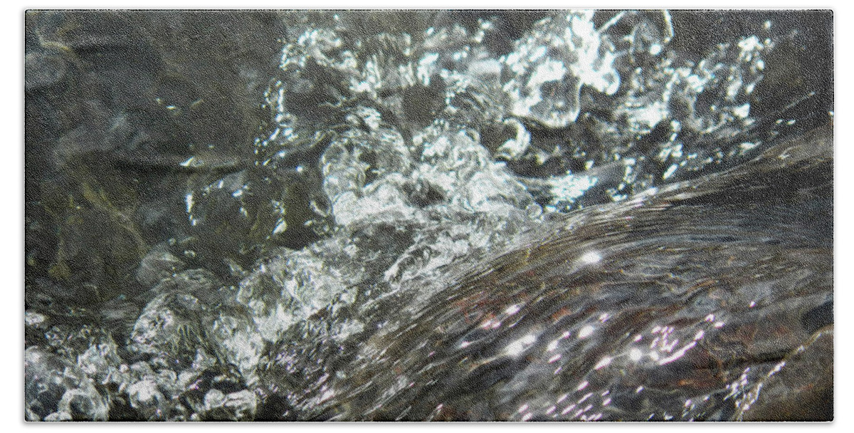 River Bath Towel featuring the photograph Fluid Mix by Brian Commerford