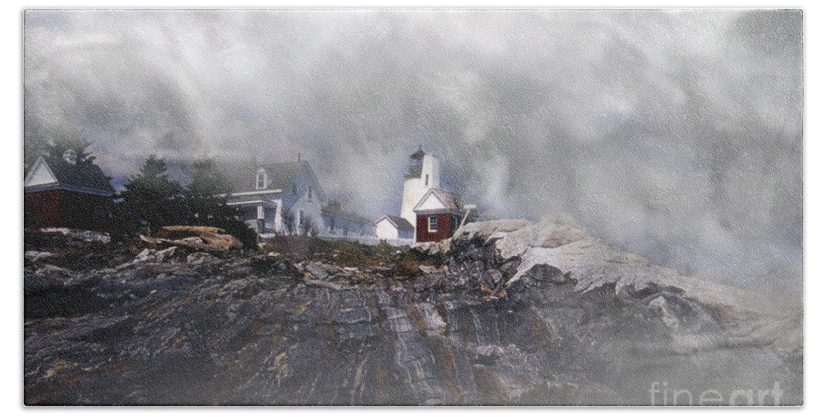Lighthouses Bath Towel featuring the photograph Fog On Pemaquid Point by Skip Willits