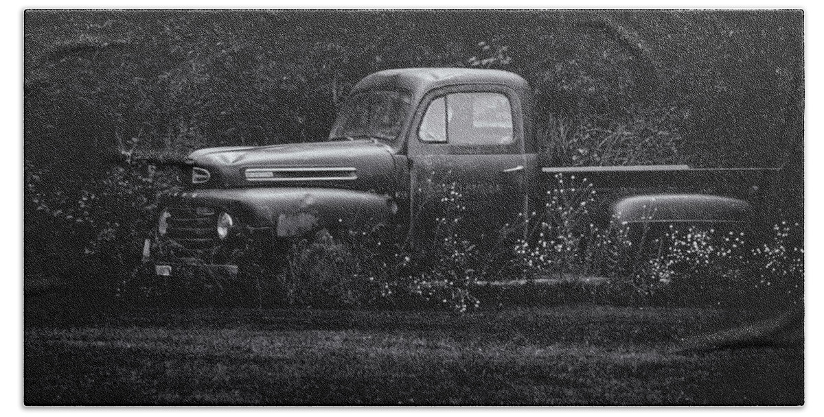 Ford Truck Hand Towel featuring the photograph Ford Truck 2017-1 by Thomas Young