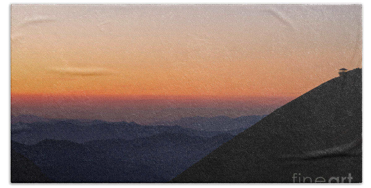 Mount Rainier National Park Hand Towel featuring the photograph Fremont Lookout Sunset Layers Vision by Mike Reid