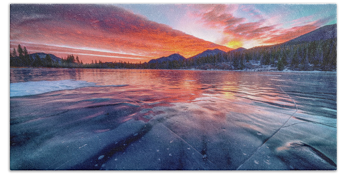 Lake Hand Towel featuring the photograph Frozen Sunrise by David Soldano