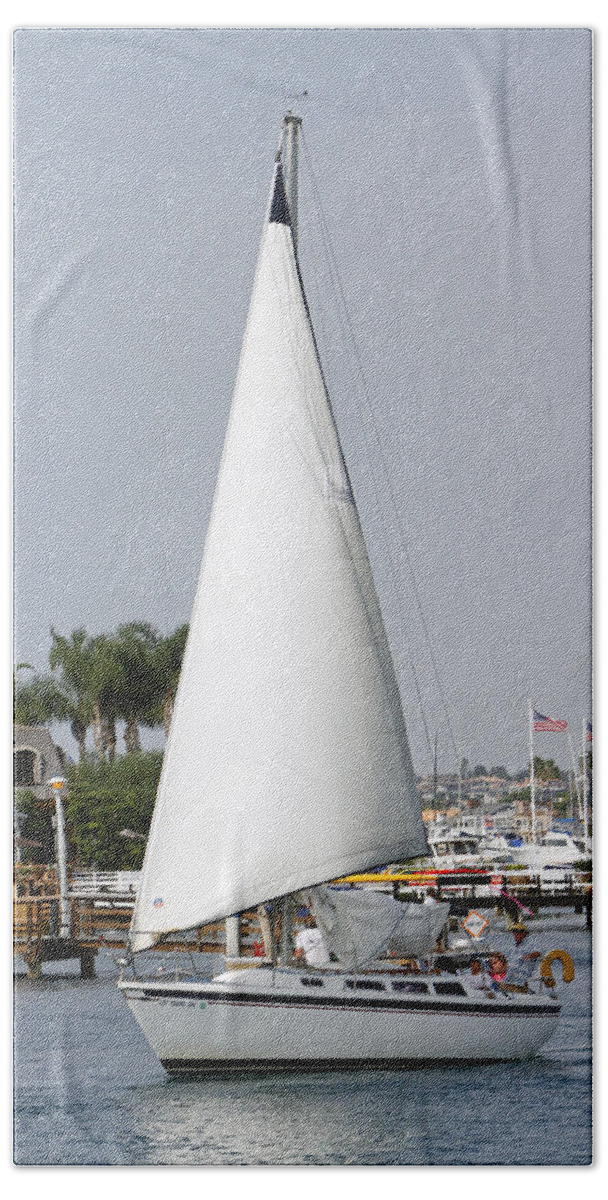Sail Boat Bath Towel featuring the photograph Fun on the Sea by Shoal Hollingsworth