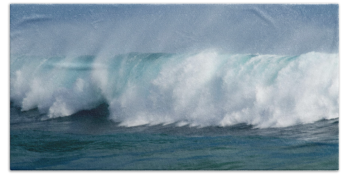 Giant Curling Wave Bath Towel featuring the photograph Giant Curling Wave by Frank Wilson