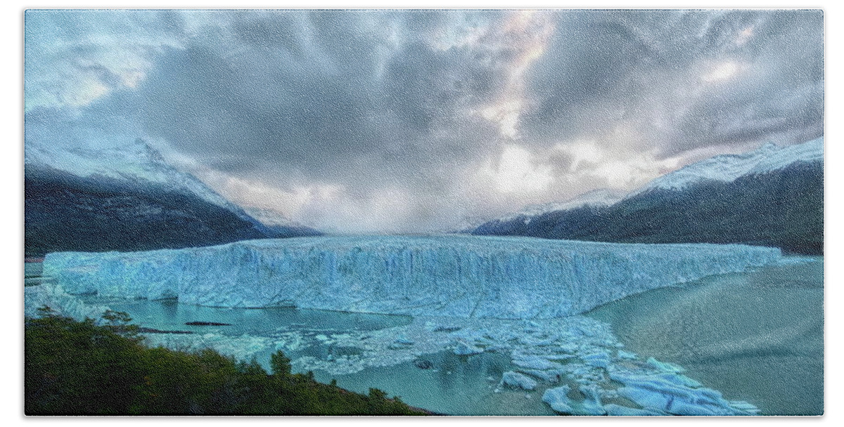 Glacier Hand Towel featuring the photograph Glacier by Jackie Russo
