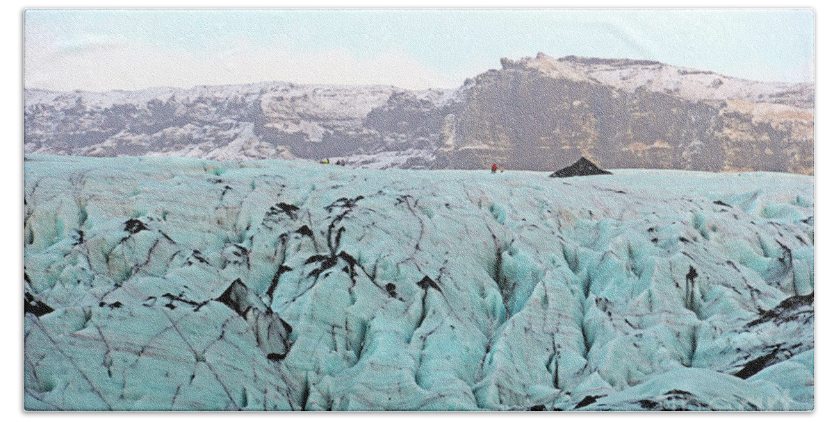 Glacier Bath Towel featuring the photograph Glacier Walk 7089 by Jack Schultz