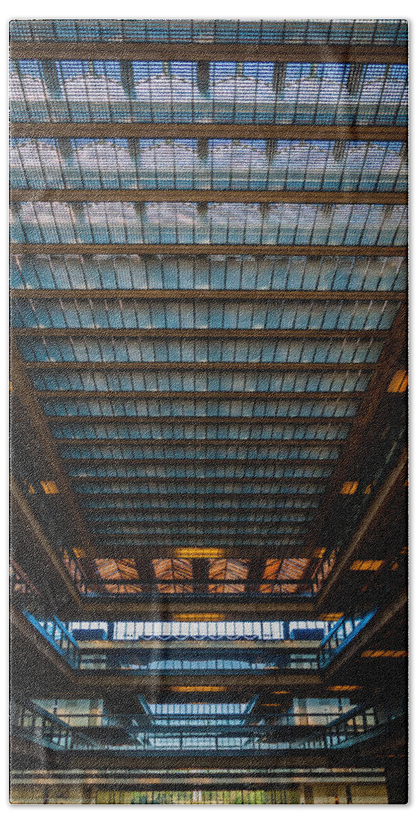 New Jersey Bath Towel featuring the photograph Glass Ceiling by Kristopher Schoenleber