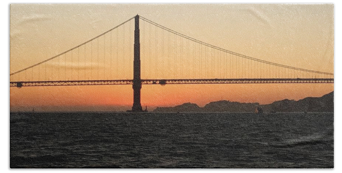 Golden Gate Bridge Bath Towel featuring the photograph Golden Gate by Neal Barbosa