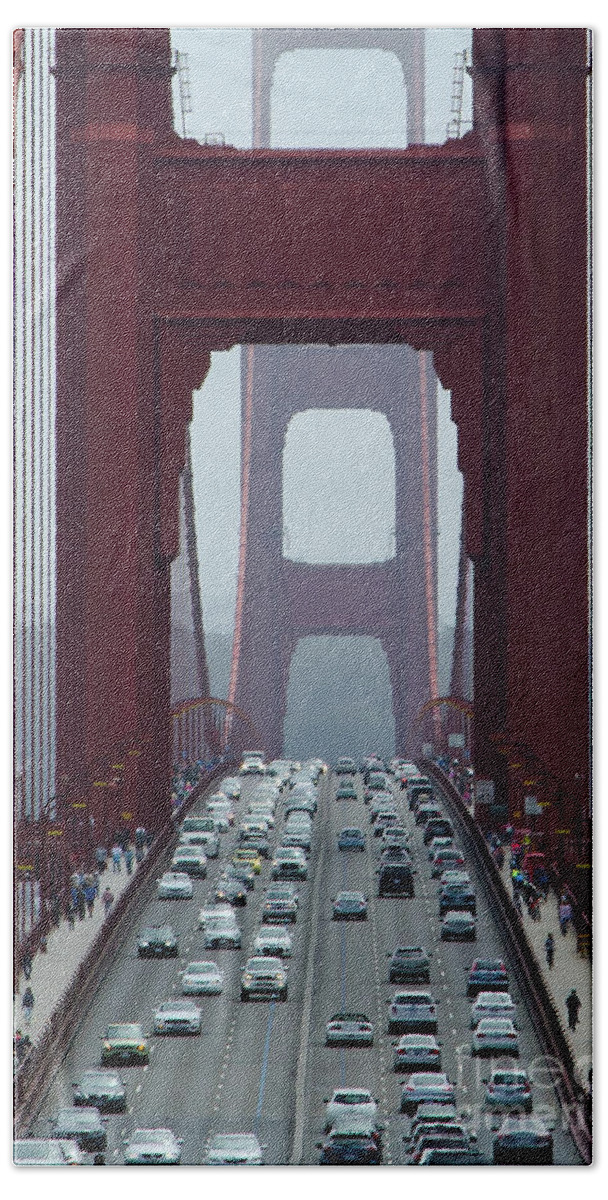San Francisco Bath Towel featuring the photograph Golden Gate Bridge, San Francisco by Andy Myatt