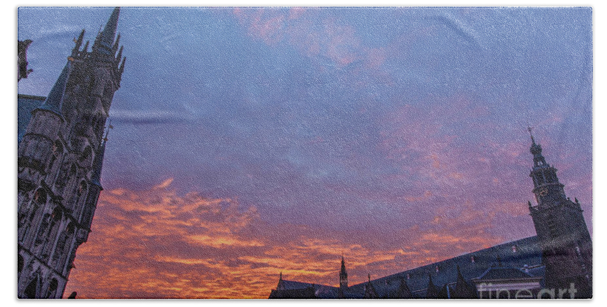 Red Morning Sky Hand Towel featuring the photograph Good morning Gouda-3 by Casper Cammeraat