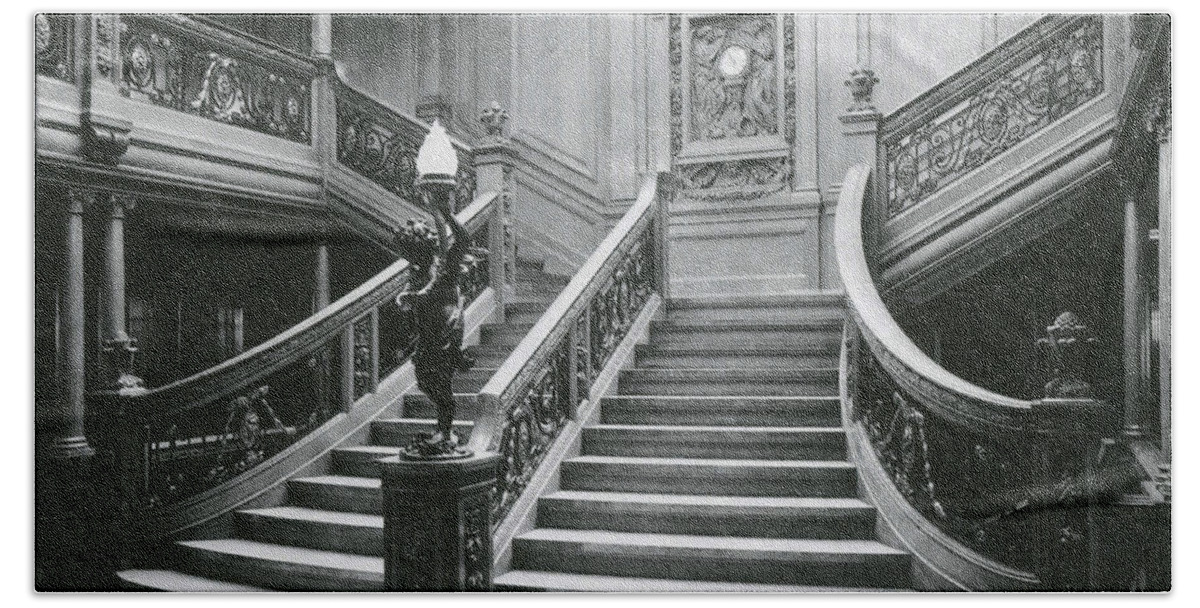 Titanic Bath Towel featuring the photograph Grand Staircase Of The Titanic by Photo Researchers