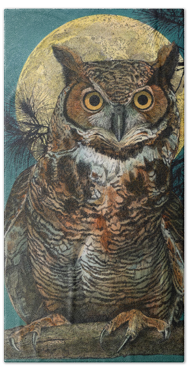 Great Horned Owl Hand Towel featuring the painting Great Horned Owl by John Dyess