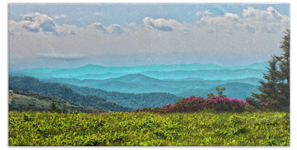Blue Ridge Mountains Bath Towel featuring the photograph Great Smoky Mountain Afternoon by Kevin Senter