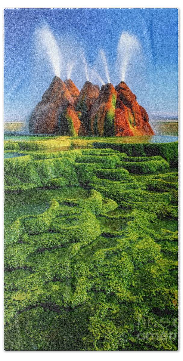 America Bath Towel featuring the photograph Green Fly Geyser by Inge Johnsson