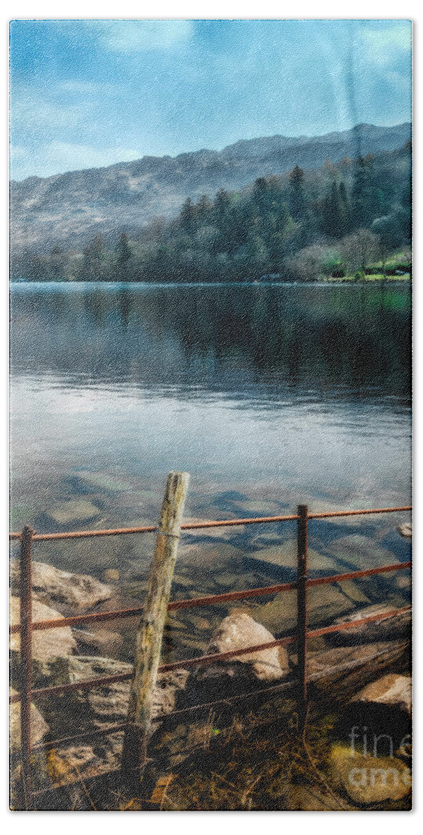 Llyn Gwynant Hand Towel featuring the photograph Gwynant Lake by Adrian Evans