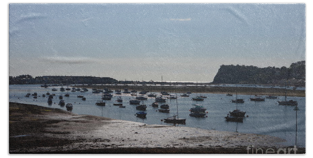 Boats Hand Towel featuring the photograph Harbour by Andy Thompson