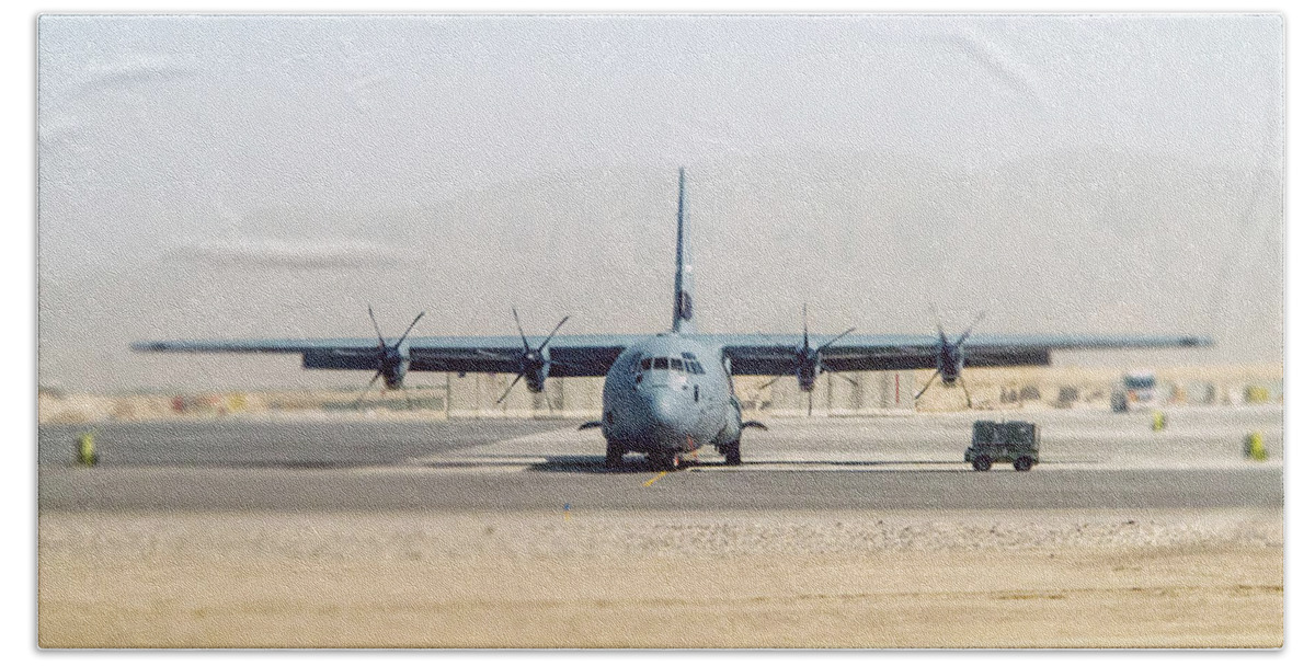 Apu Bath Towel featuring the photograph Hercules C-130 on Runway by SR Green