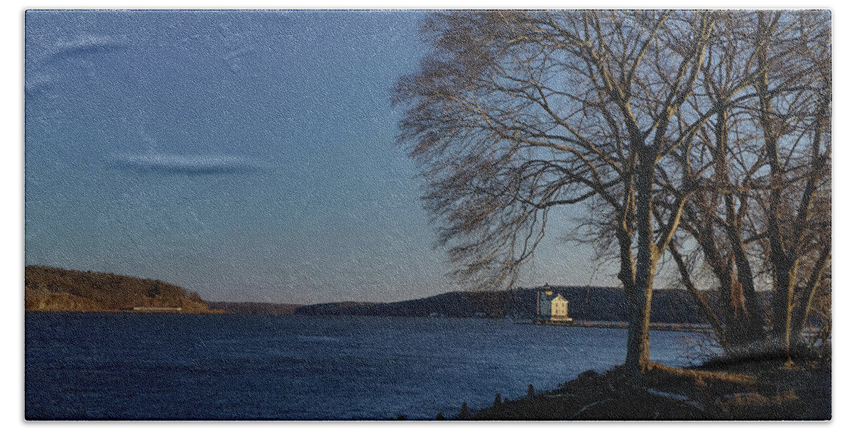 Hudson River Hand Towel featuring the photograph Hudson River with Lighthouse by Nancy De Flon