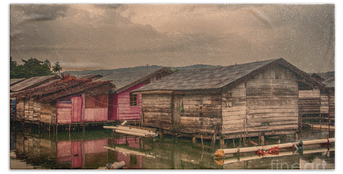 Huts Bath Towel featuring the photograph Huts in South Sulawesi by Charuhas Images