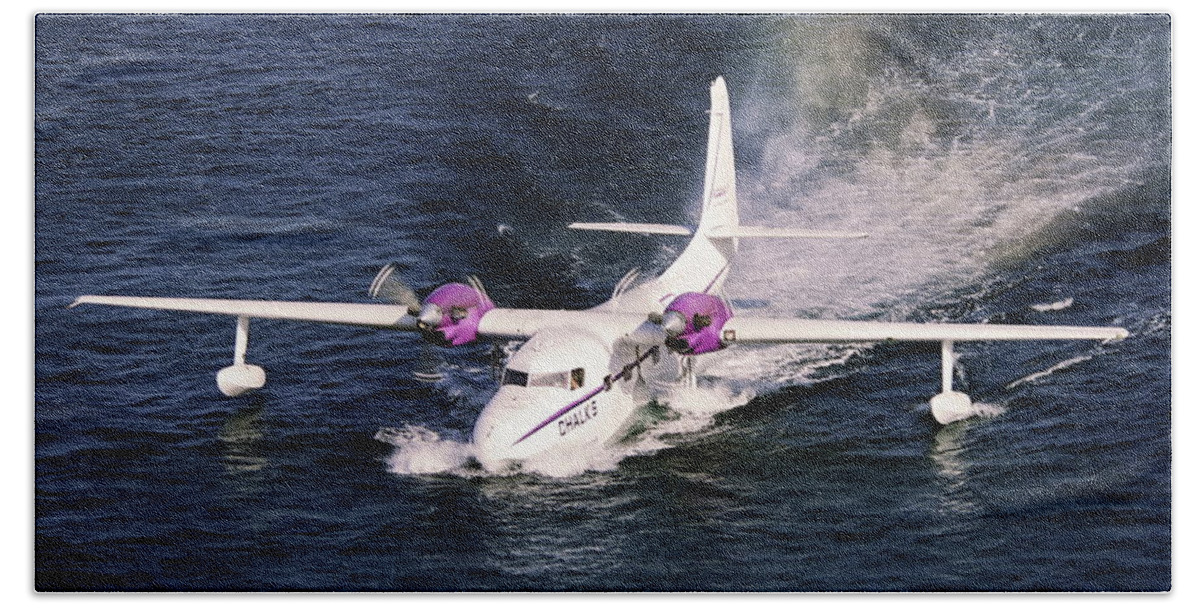 Hydroplane Landing Hand Towel featuring the photograph Hydroplane Splashdown by Sally Weigand