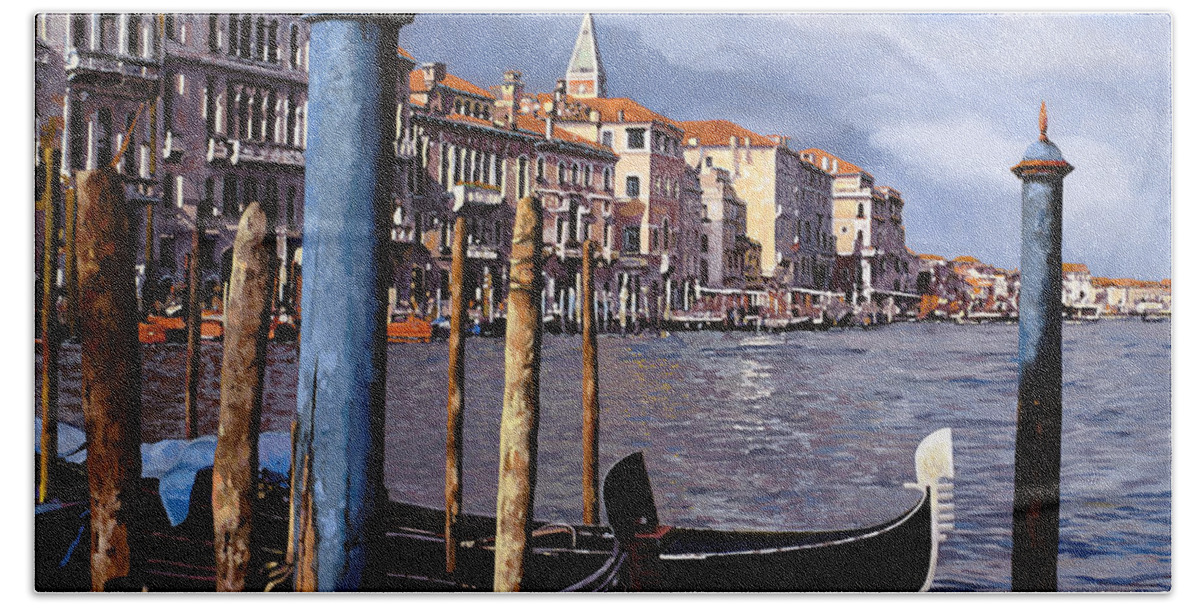 Venice Bath Towel featuring the painting I Pali Blu Sul Canal Grande by Guido Borelli