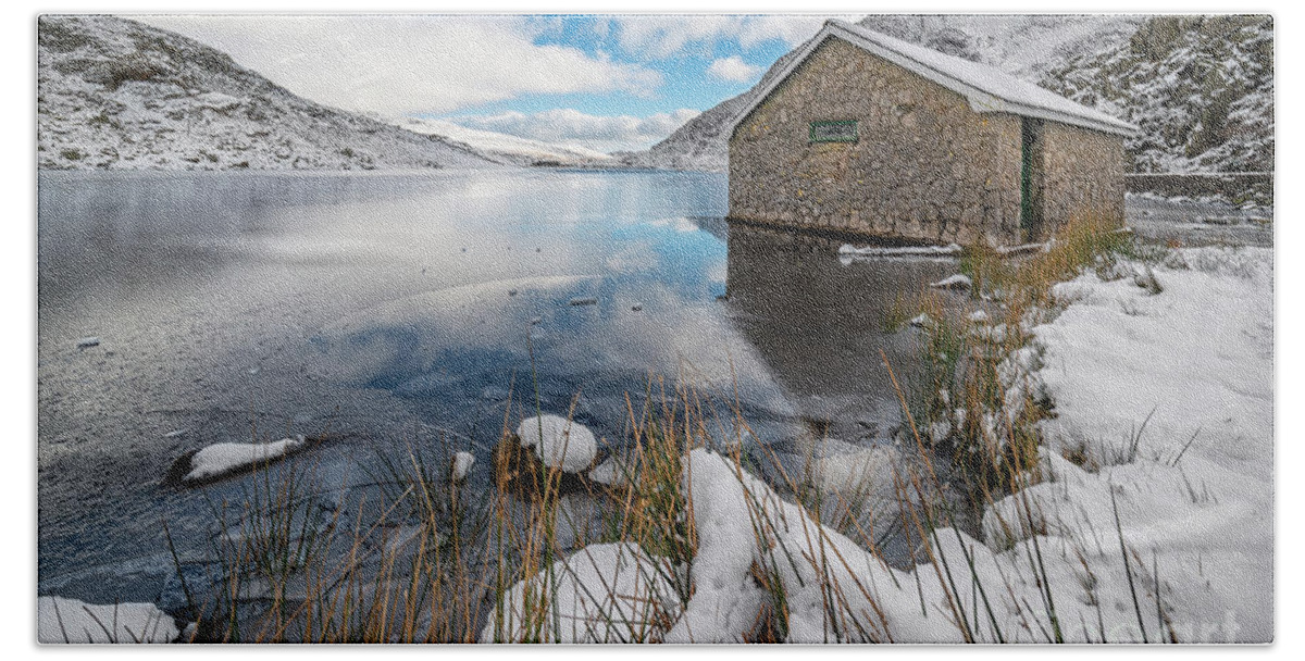 Tryfan Mountain Bath Towel featuring the photograph Icy Lake Snowdonia by Adrian Evans