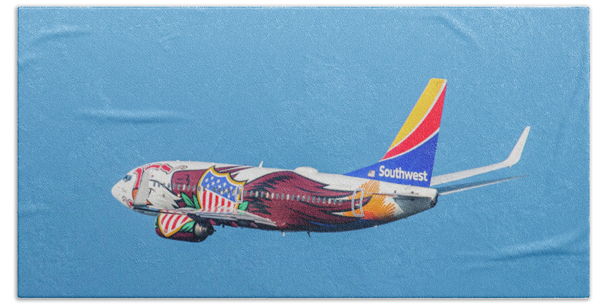1511 Hand Towel featuring the photograph Illinois One Departing DCA by Jeff at JSJ Photography
