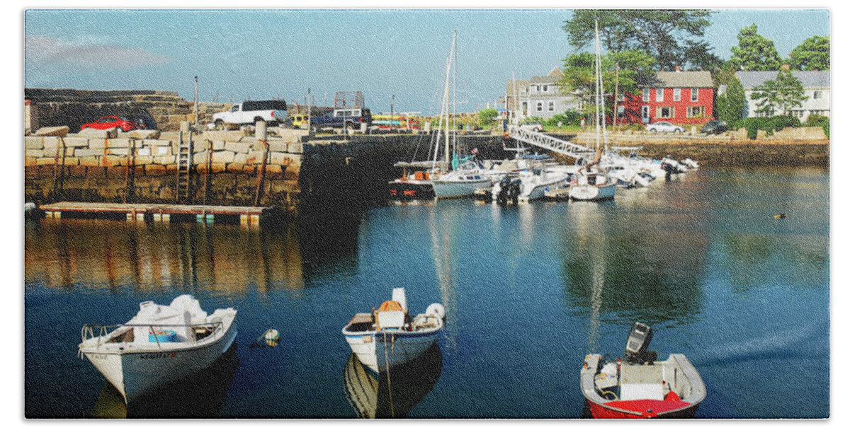 Rockport Bath Towel featuring the photograph In the Harbor by James Kirkikis