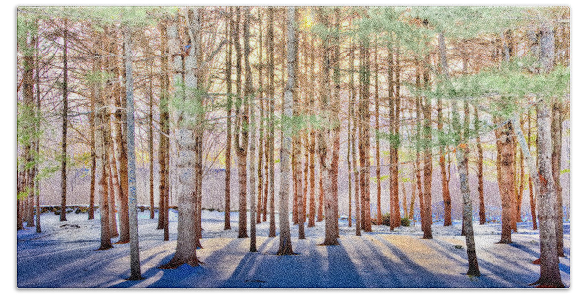 Treescape Hand Towel featuring the photograph Indigo Spread by Jeff Cooper