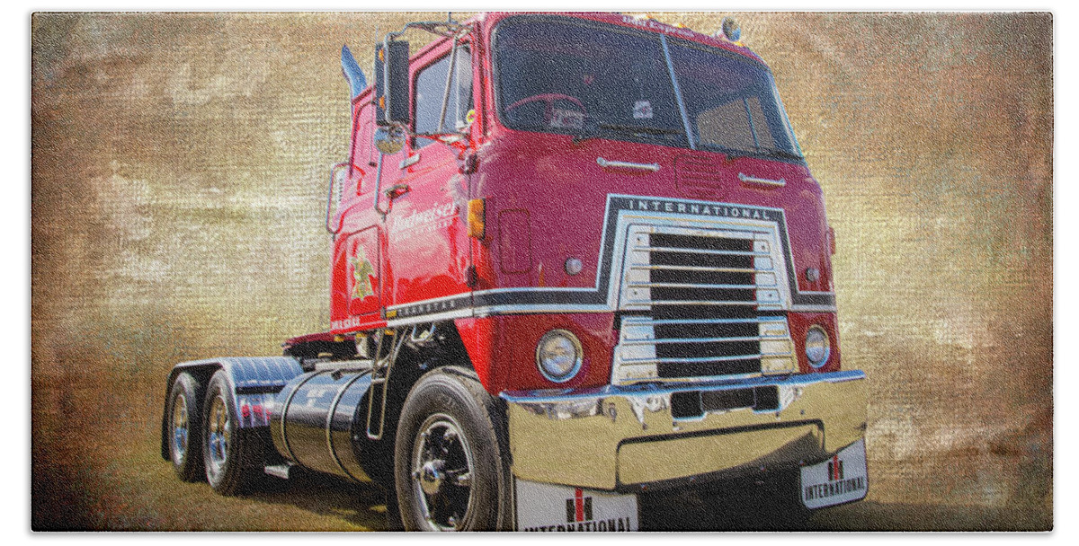 Truck Hand Towel featuring the photograph Inter Cabover by Keith Hawley
