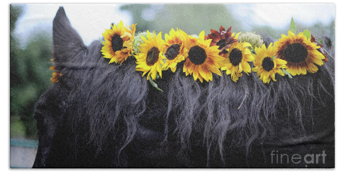 Rosemary Farm Bath Towel featuring the photograph Isabelle and the Sunflowers by Carien Schippers
