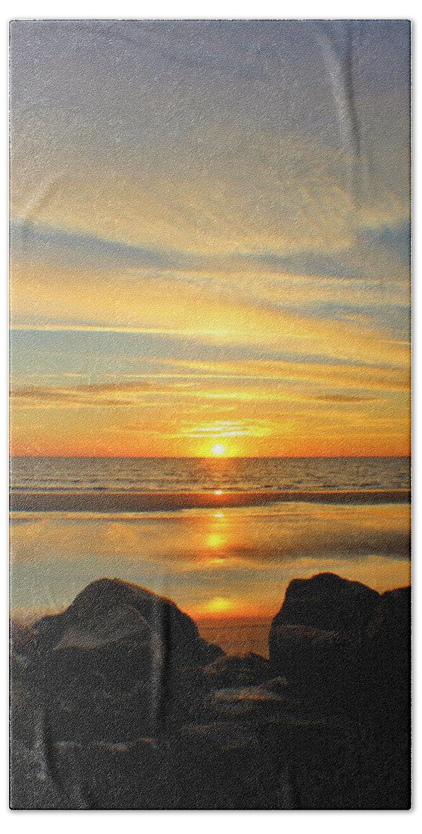 Sunrise Hand Towel featuring the photograph Island Sunrise by Tim Smith