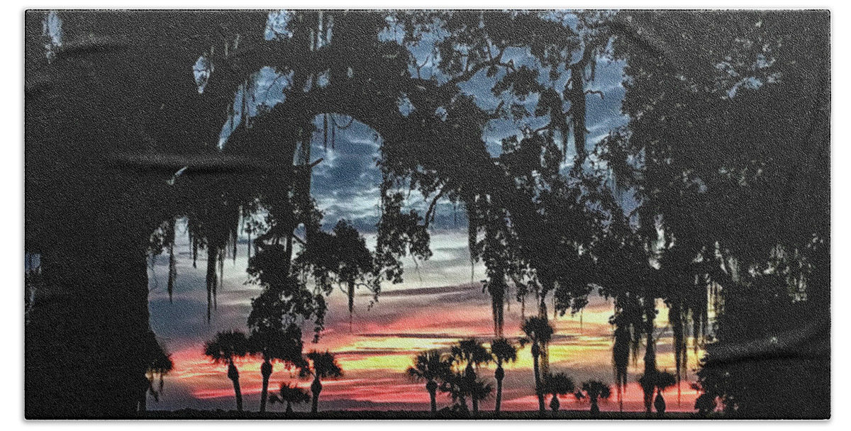 Sunset Bath Towel featuring the photograph Jekyll Island Georgia Sunset by Walt Foegelle