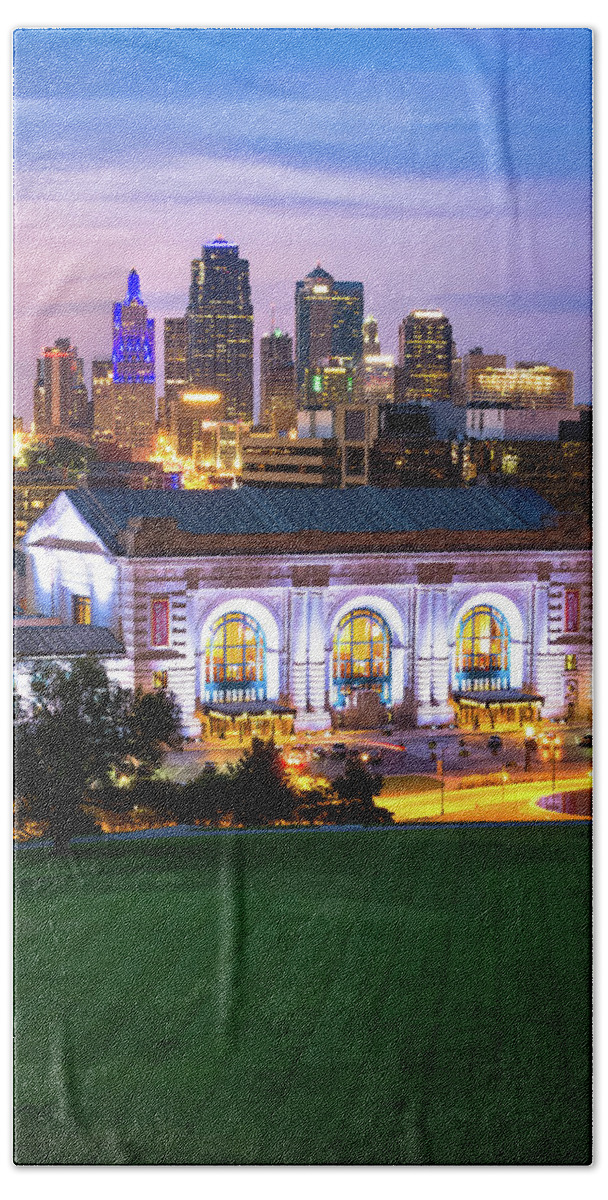 America Bath Towel featuring the photograph Kansas City Skyline with Union Station in Color by Gregory Ballos