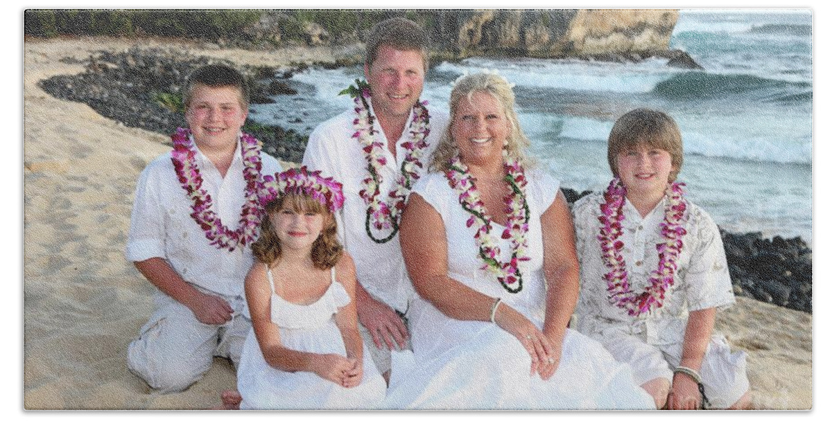 Kauai Family Photography Bath Towel featuring the photograph Kauai Family Photography by Kauaiphoto