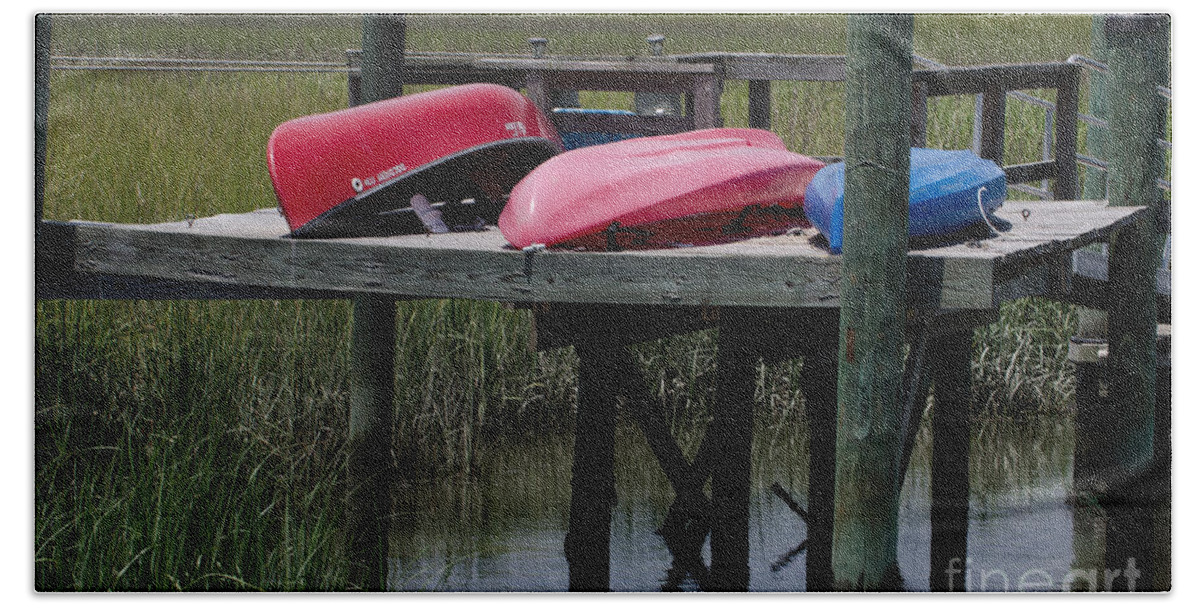 Kayak Bath Towel featuring the photograph Kayak and Canoe by Dale Powell