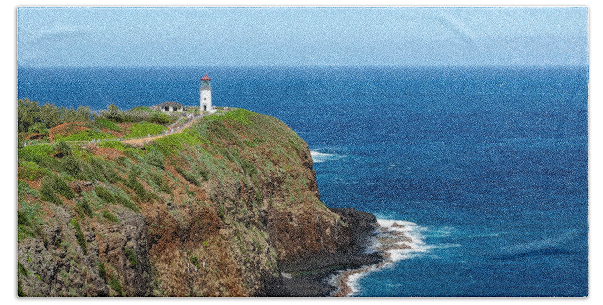 Lighthouse Bath Towel featuring the photograph Kilauea Light by Shanna Hyatt
