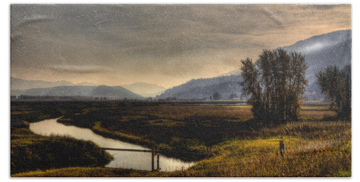 Scenic Hand Towel featuring the photograph Kootenai Wildlife Refuge in HDR by Lee Santa