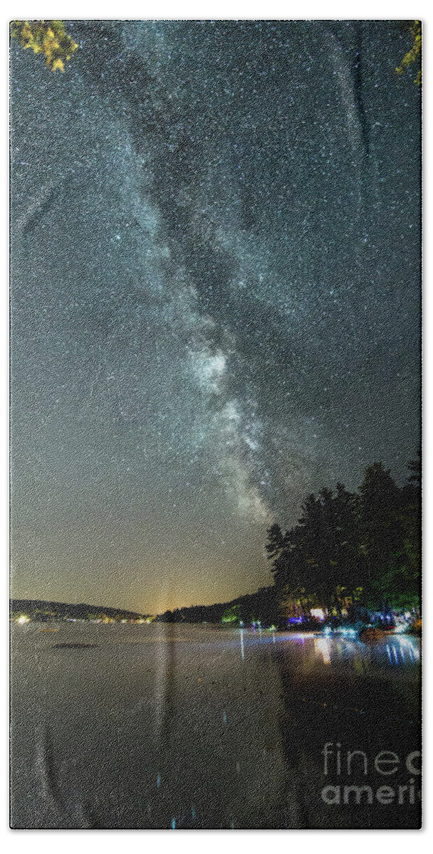 Labor Day Bath Towel featuring the photograph Labor Day Milky Way in Vacationland by Patrick Fennell