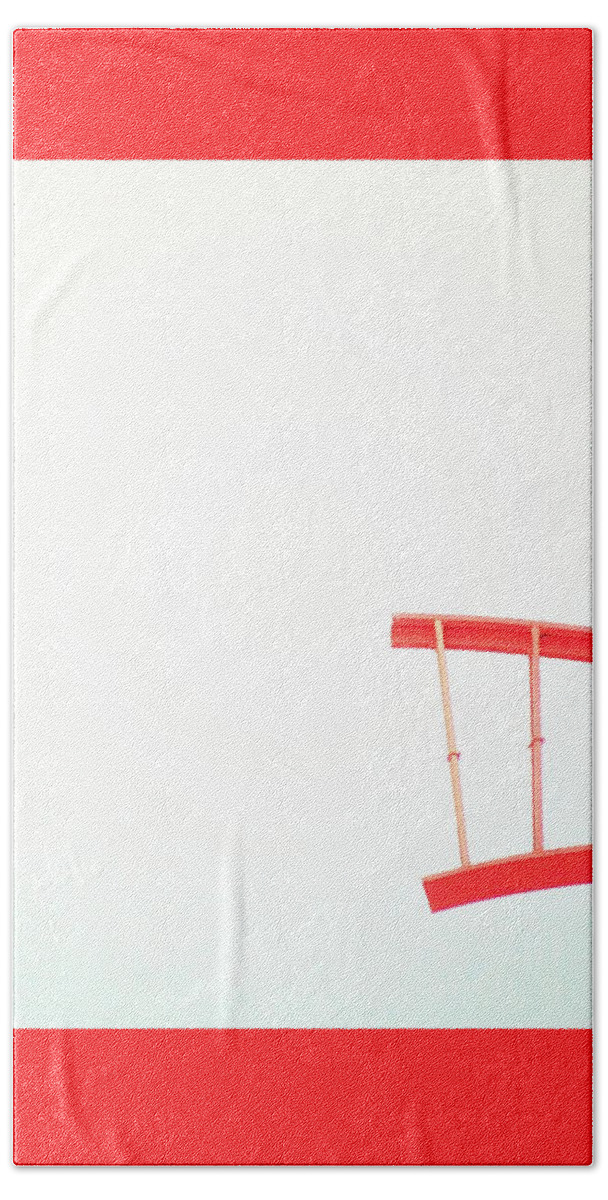 Ladder Bath Towel featuring the photograph Ladder to somewhere by Merle Grenz
