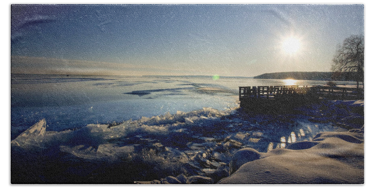 Ice Hand Towel featuring the digital art Lake Superior in Winter by Mark Duffy