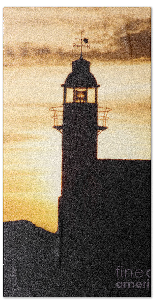 Serene Hand Towel featuring the photograph Lighthouse at Sunset by Mary Mikawoz