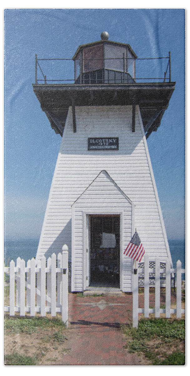 Lighthouse Hand Towel featuring the photograph Lighthouse by Deborah Ritch