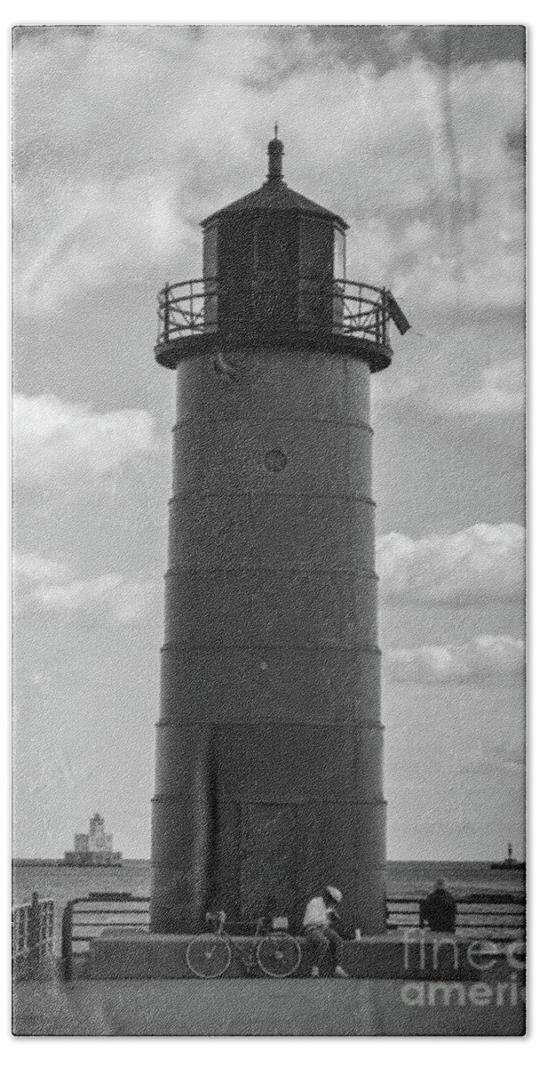 Water Hand Towel featuring the photograph Lighthouses of Milwaukee by Deborah Klubertanz