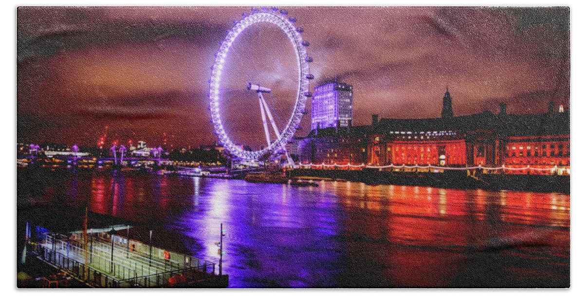 London Eye Hand Towel featuring the photograph Lights Of The London Eye by Mountain Dreams