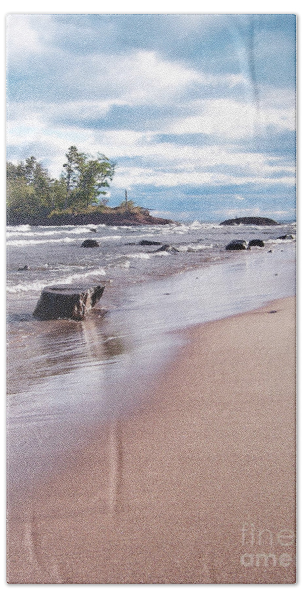 Photo Bath Towel featuring the photograph Little Presque Isle by Phil Perkins